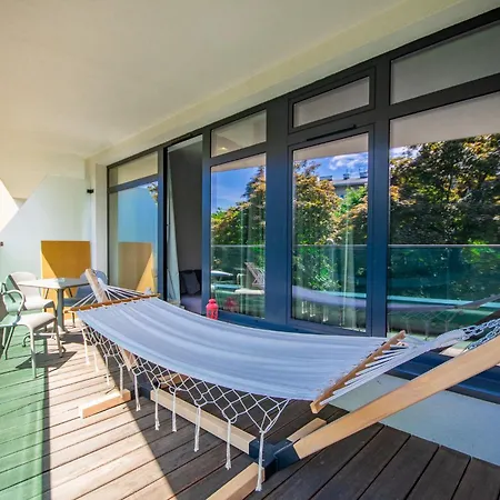 Family With 2 Bedrooms, Huge Balcony, Free Parking, 10 Minutes Walk To Main Square And Kazimierz District Apartamento