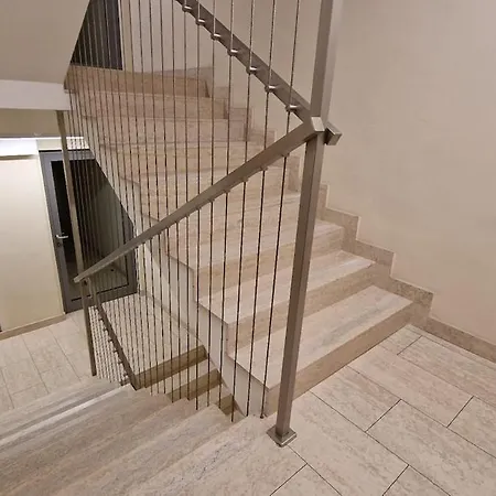 Apartment Family With 2 Bedrooms, Huge Balcony, Free Parking, 10 Minutes Walk To Main Square And Kazimierz District